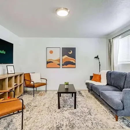Cozy 2Br Apt W Parking Near Downtown Slc